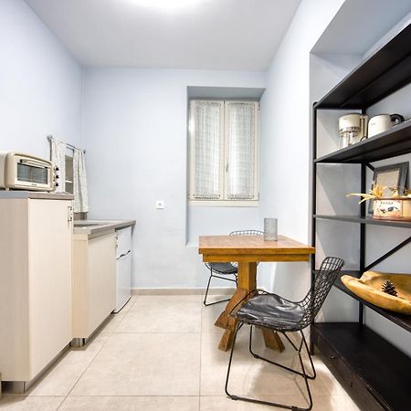 Bentzi...Boutique Apartment In Pangrati, Superior Suite Athens Ngoại thất bức ảnh