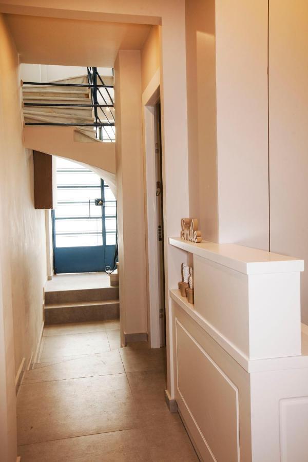 Bentzi...Boutique Apartment In Pangrati, Superior Suite Athens Ngoại thất bức ảnh