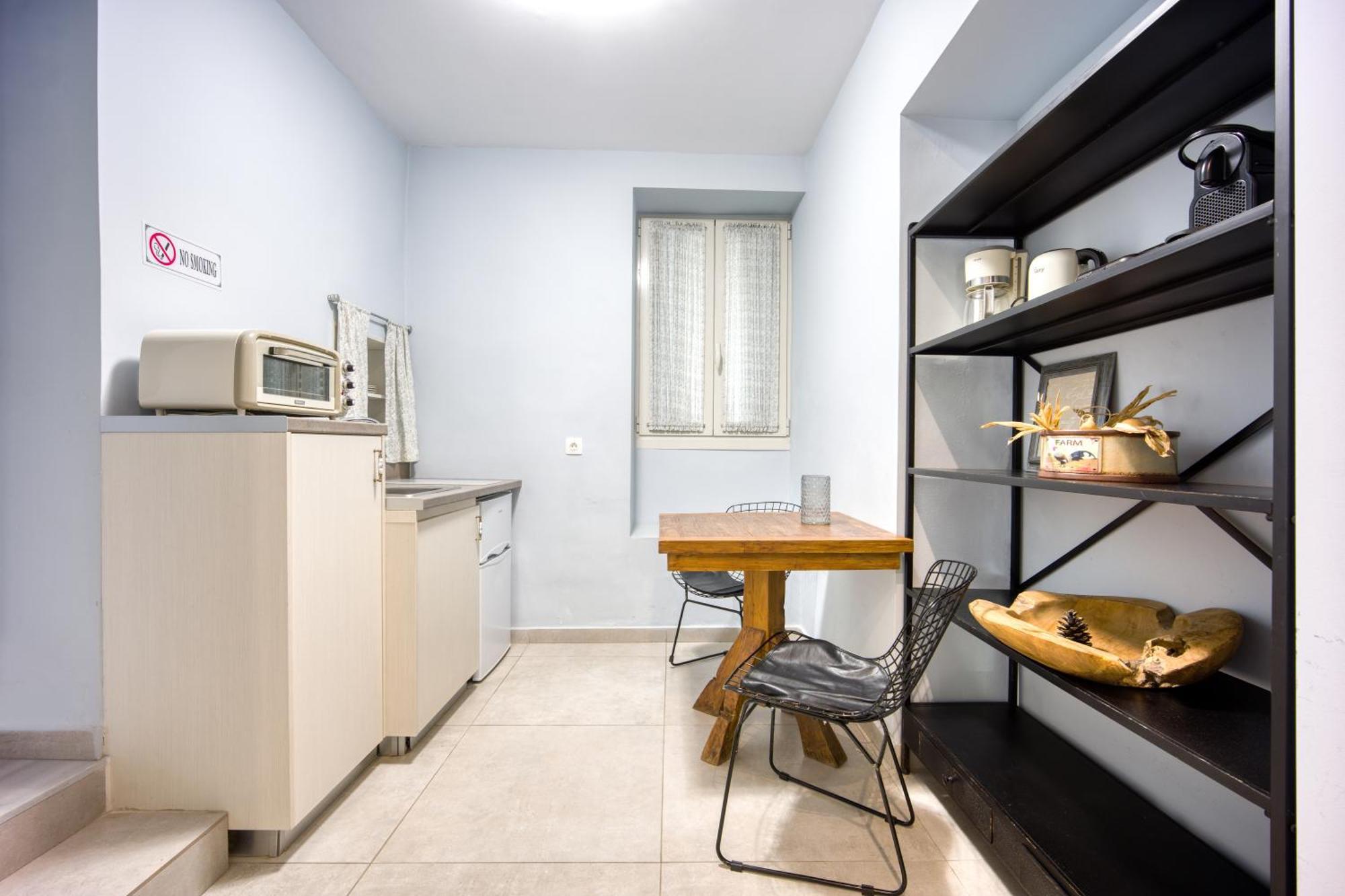 Bentzi...Boutique Apartment In Pangrati, Superior Suite Athens Ngoại thất bức ảnh