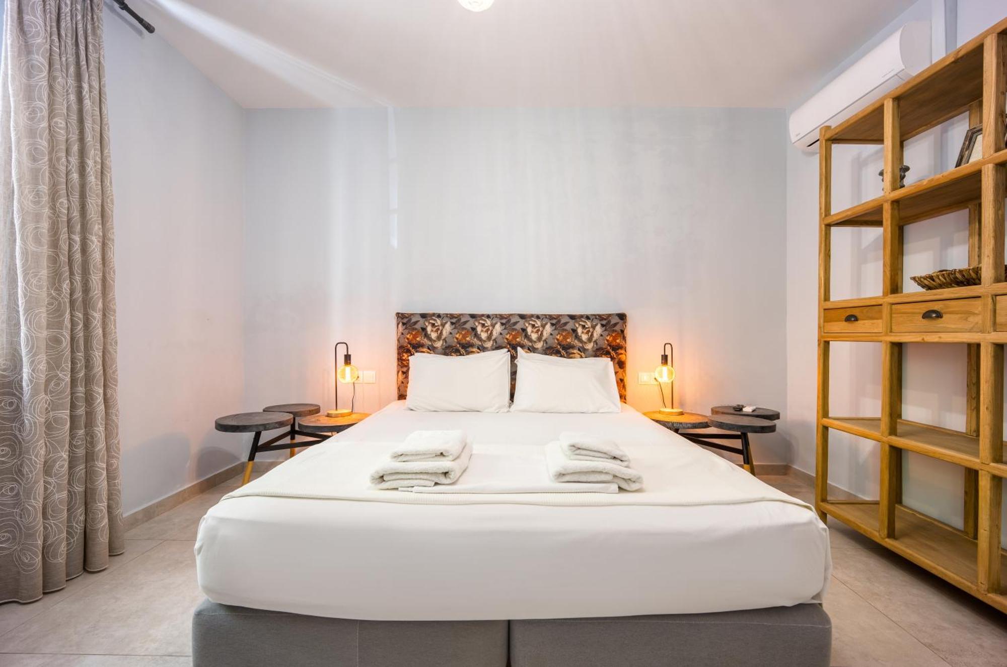 Bentzi...Boutique Apartment In Pangrati, Superior Suite Athens Ngoại thất bức ảnh