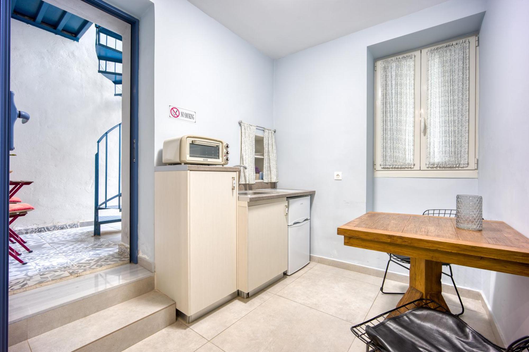 Bentzi...Boutique Apartment In Pangrati, Superior Suite Athens Ngoại thất bức ảnh