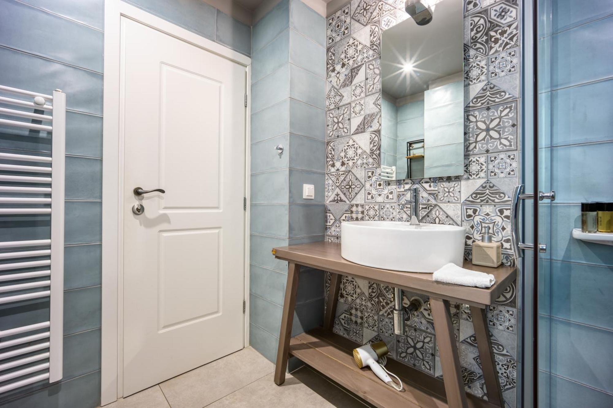 Bentzi...Boutique Apartment In Pangrati, Superior Suite Athens Ngoại thất bức ảnh